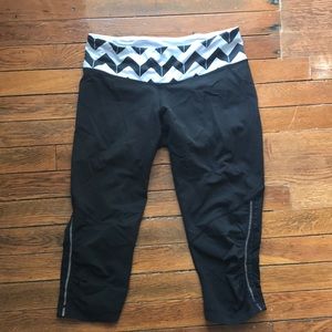 Lululemon run crops